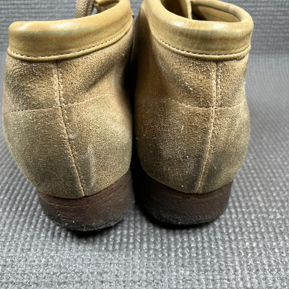 Clarks Originals Wallabee Chukka Boots Mens‎ Size 6.5M Tan Suede Leather Casual